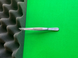 V.Mueller SU2300 Dressing forceps 4-1/2 inch